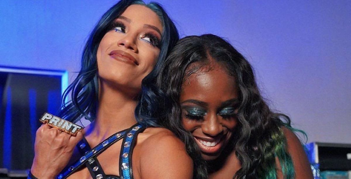 Sasha Banks Naomi Off