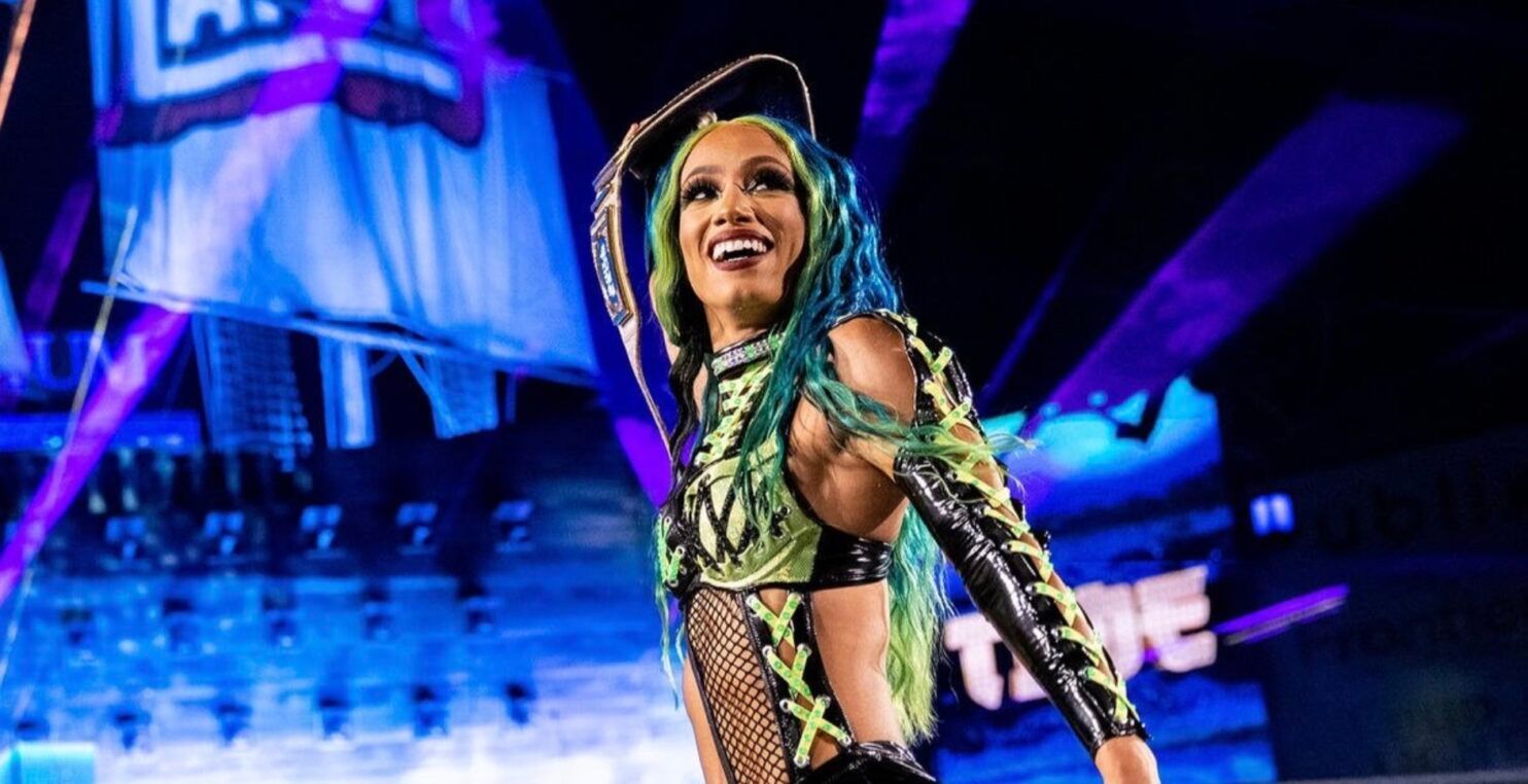 Talks Between WWE Mercedes Mone