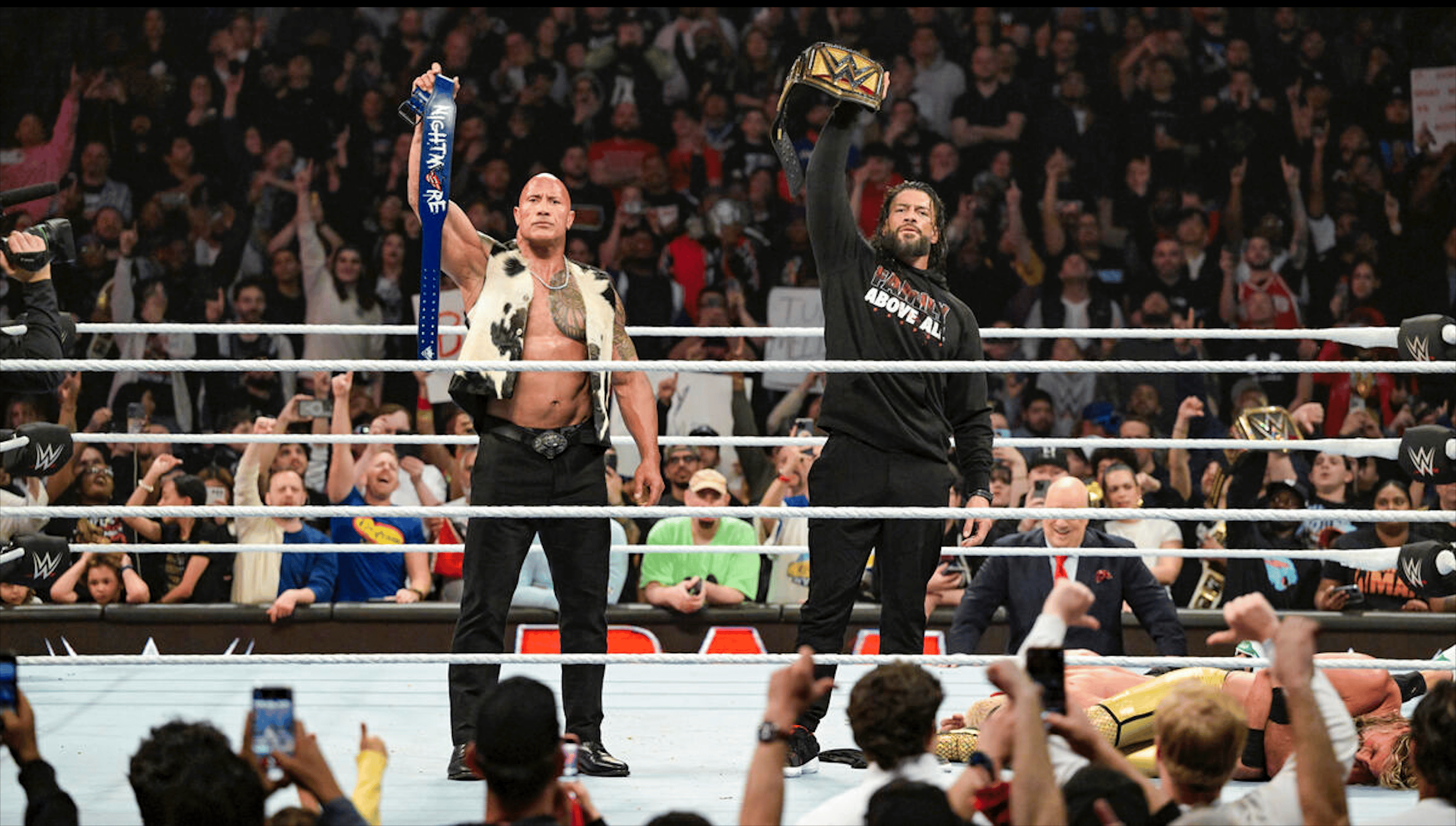 Roman Reigns Hulk Hogan WrestleMania 40