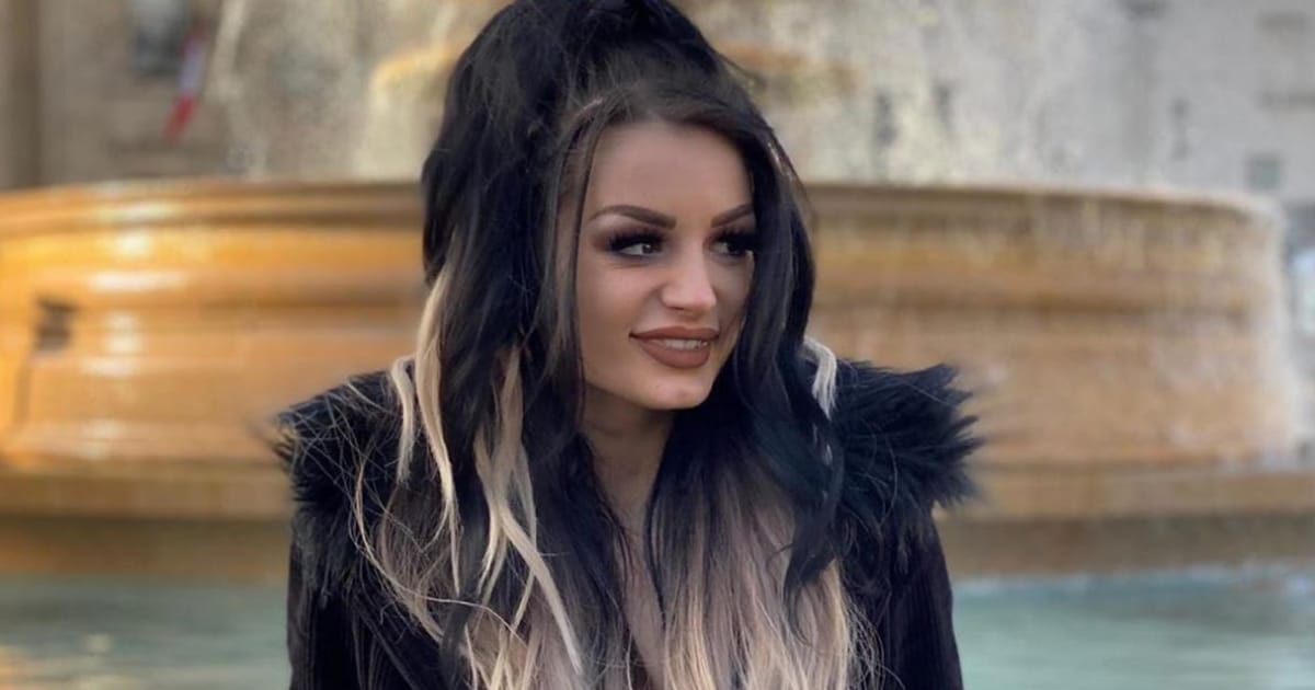 Paige celebrates two years of sobriety with before and after photos