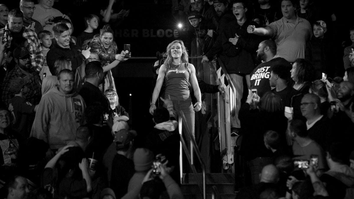Becky Lynch Vs. Ronda Rousey Should Close Survivor Series