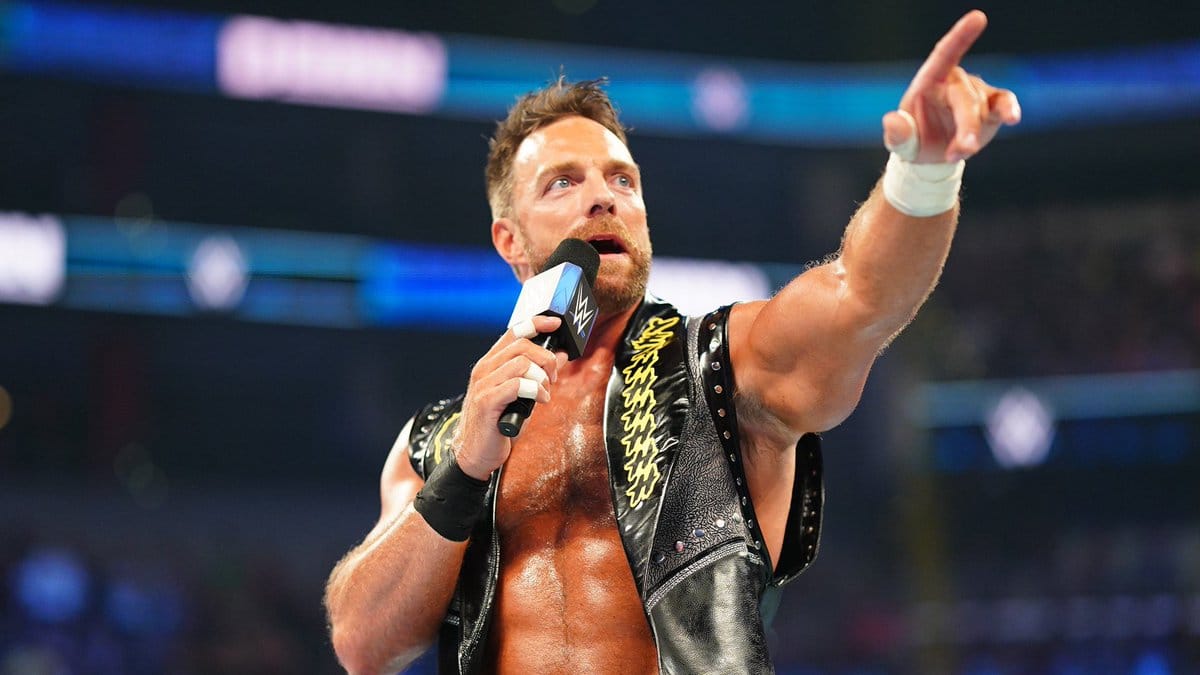 LA Knight Challenging Roman Reigns
