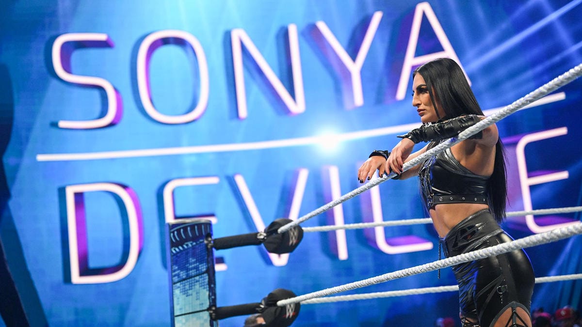 Sonya Deville