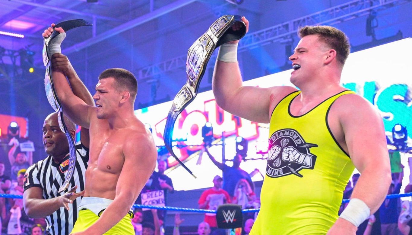 Pair Of Debuts Set