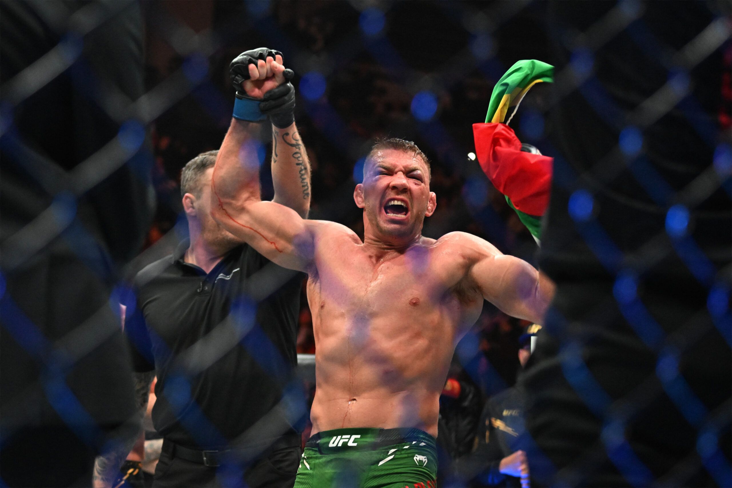 ufc 305