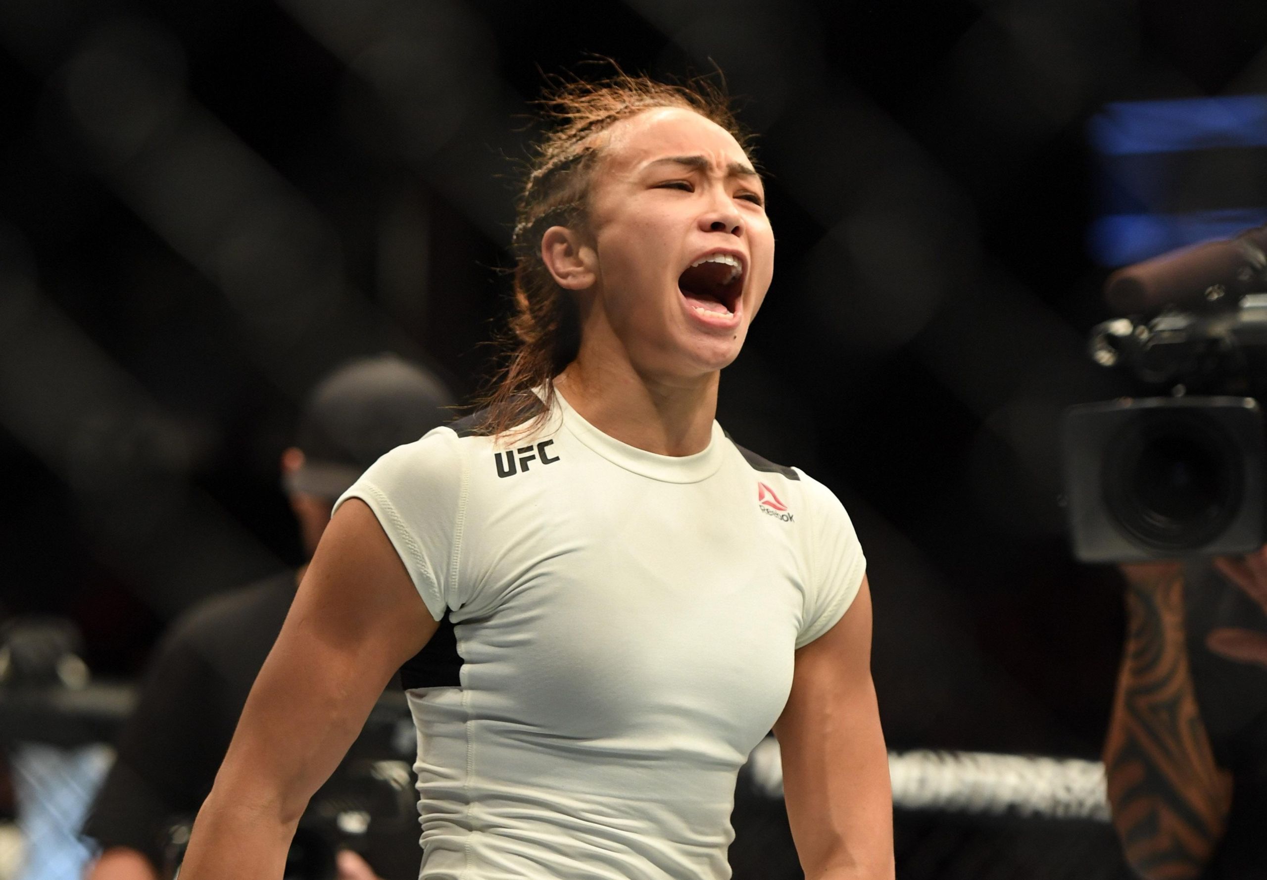 Michelle Waterson Cortney Casey UFC on FOX 29