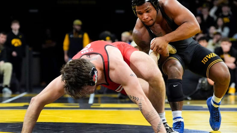 Iowa wrestling Gabe Arnold