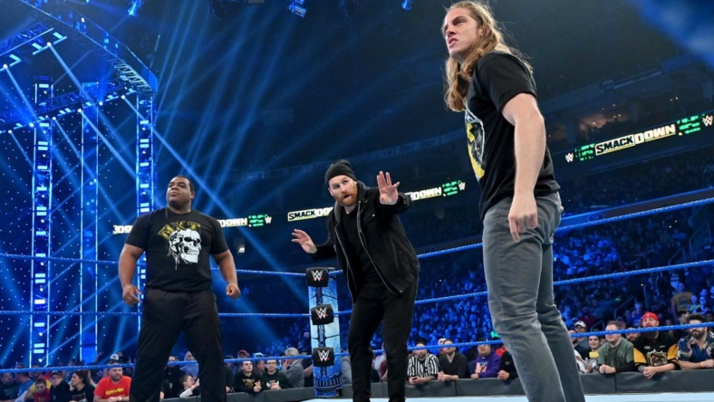 More On WWE Travel Issues + Superstars Finally Arrive Home
