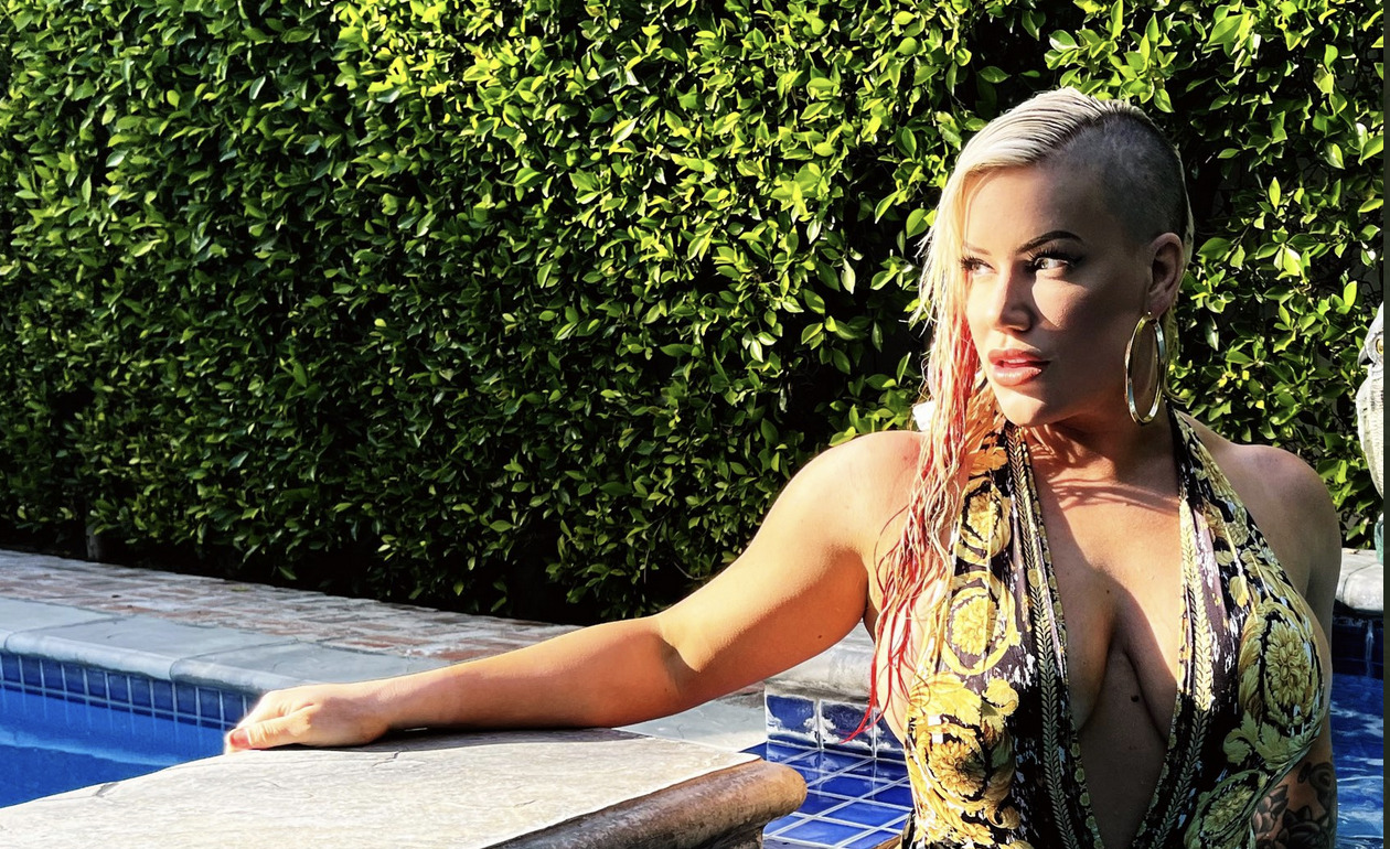 taya valkyrie's scary situation