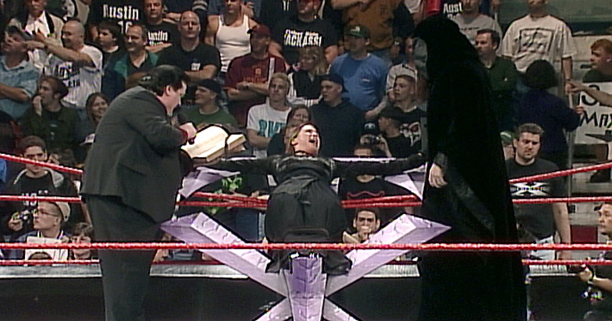 WWE Weddings: Stephanie McMahon and the Undertaker