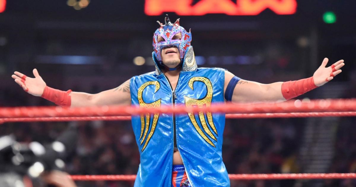 WWE Kalisto suffers shoulder seperation