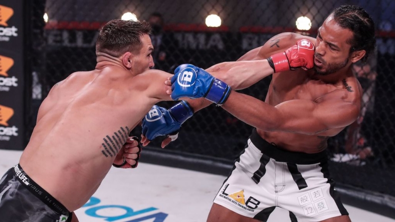 Bellator 243: Watch Michael Chandler Put Away Benson Henderson ...