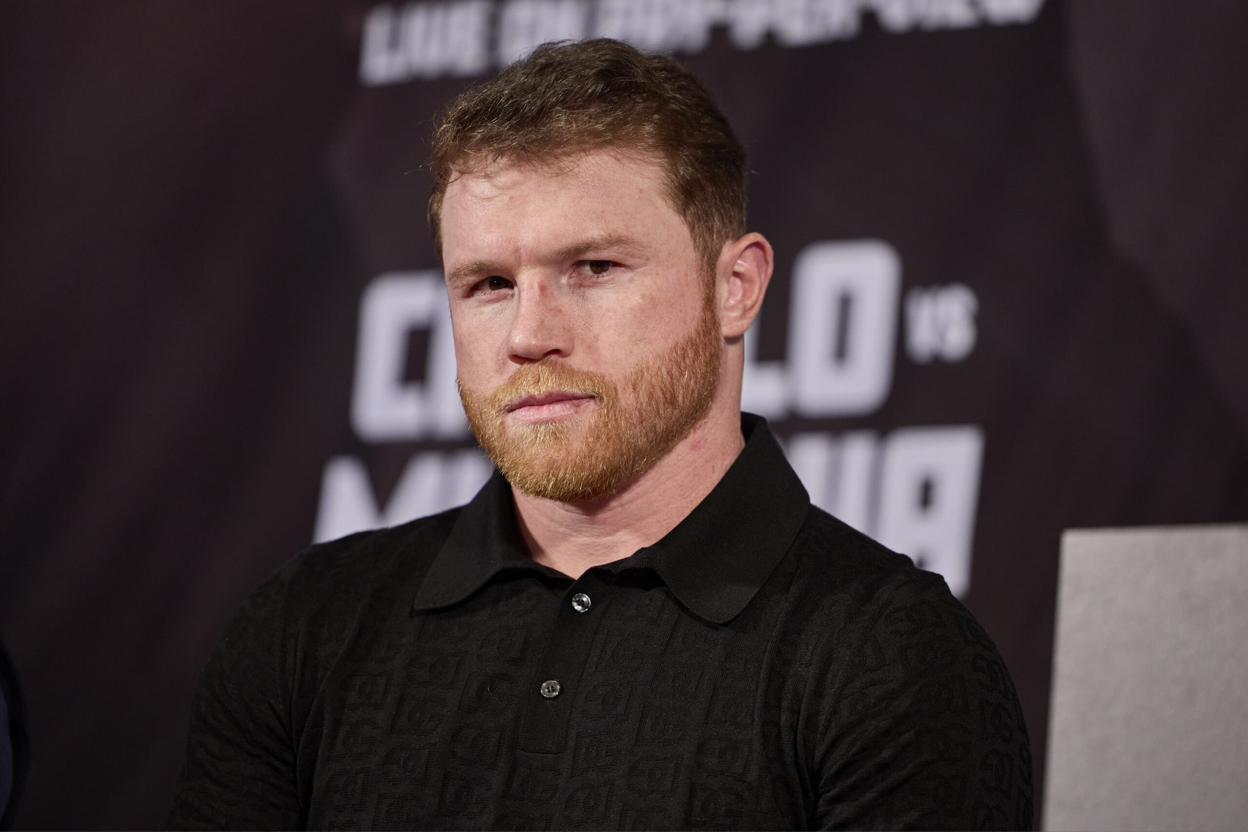 VIDEO: Canelo Alvarez And Oscar De La Hoya Nearly Come To Blows At ...