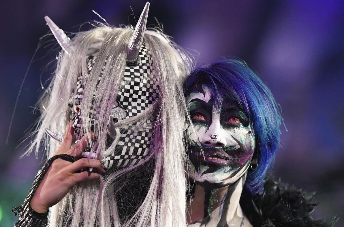 WWE News: Asuka's Mask For WWE Raw Return Linked To Bray Wyatt?